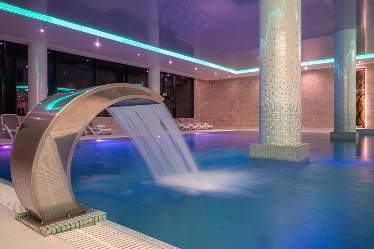 Vestina Wellness & Spa Hotel Miedzyzdroje Bagian luar foto