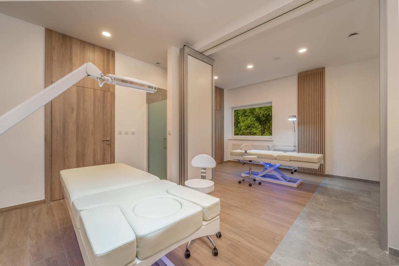 Vestina Wellness & Spa Hotel Miedzyzdroje Bagian luar foto