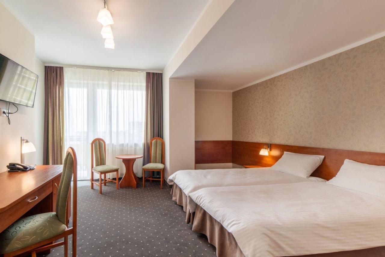 Vestina Wellness & Spa Hotel Miedzyzdroje Bagian luar foto
