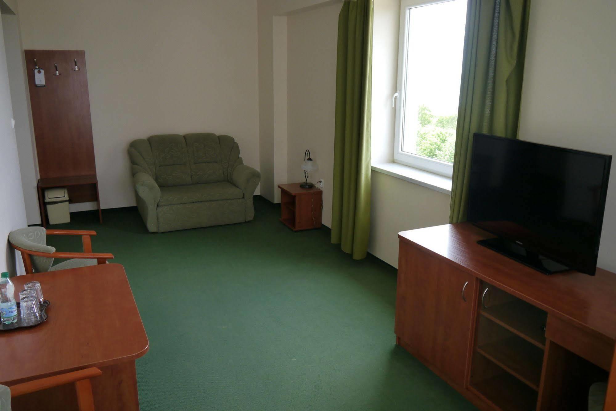 Vestina Wellness & Spa Hotel Miedzyzdroje Bagian luar foto