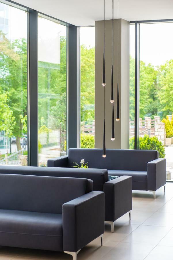 Vestina Wellness & Spa Hotel Miedzyzdroje Bagian luar foto